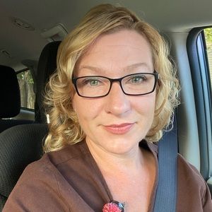 Meet your Posher, Michele